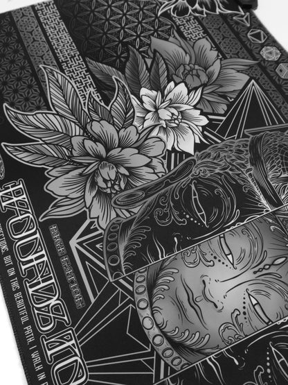 WOUNDS TO WISDOM V1 ✦ MONOCHROME ✦ XXL RGB Gaming Mouse Pad
